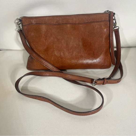 Fossil Tan Leather Crossbody Bag - Picture 8 of 8